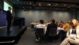 audience-300x174.jpg